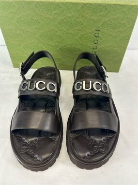 Gucci Logo leather sandals